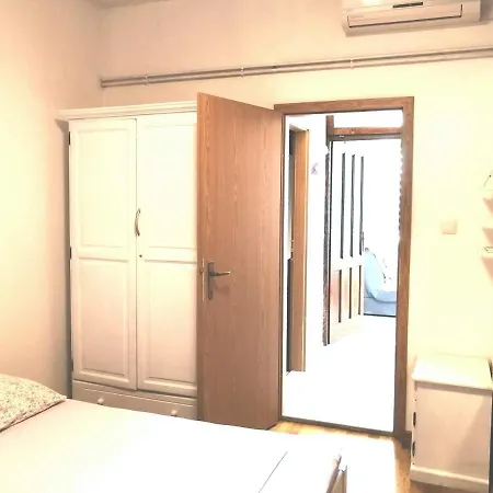 Maja 아파트 마카르스카