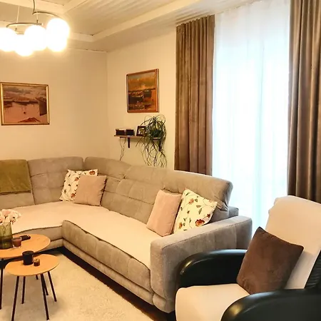 Apartment Maja *