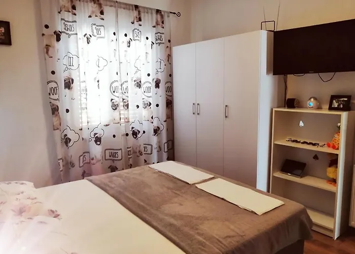 Maja * Макарська